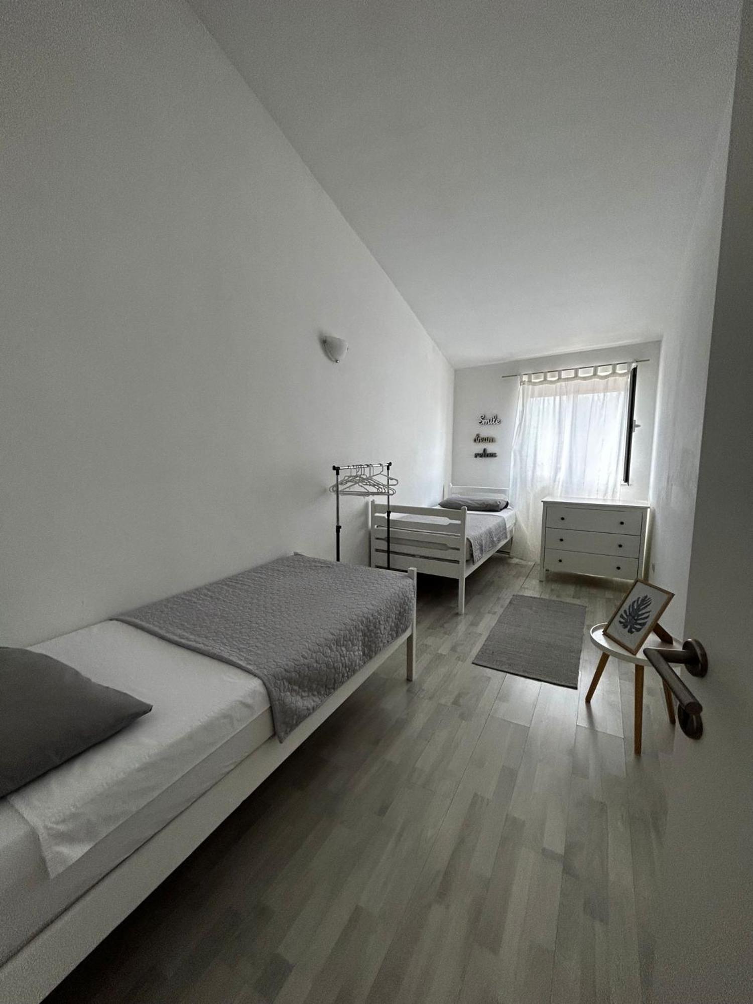Apartments Petrovic Pirovac Dış mekan fotoğraf