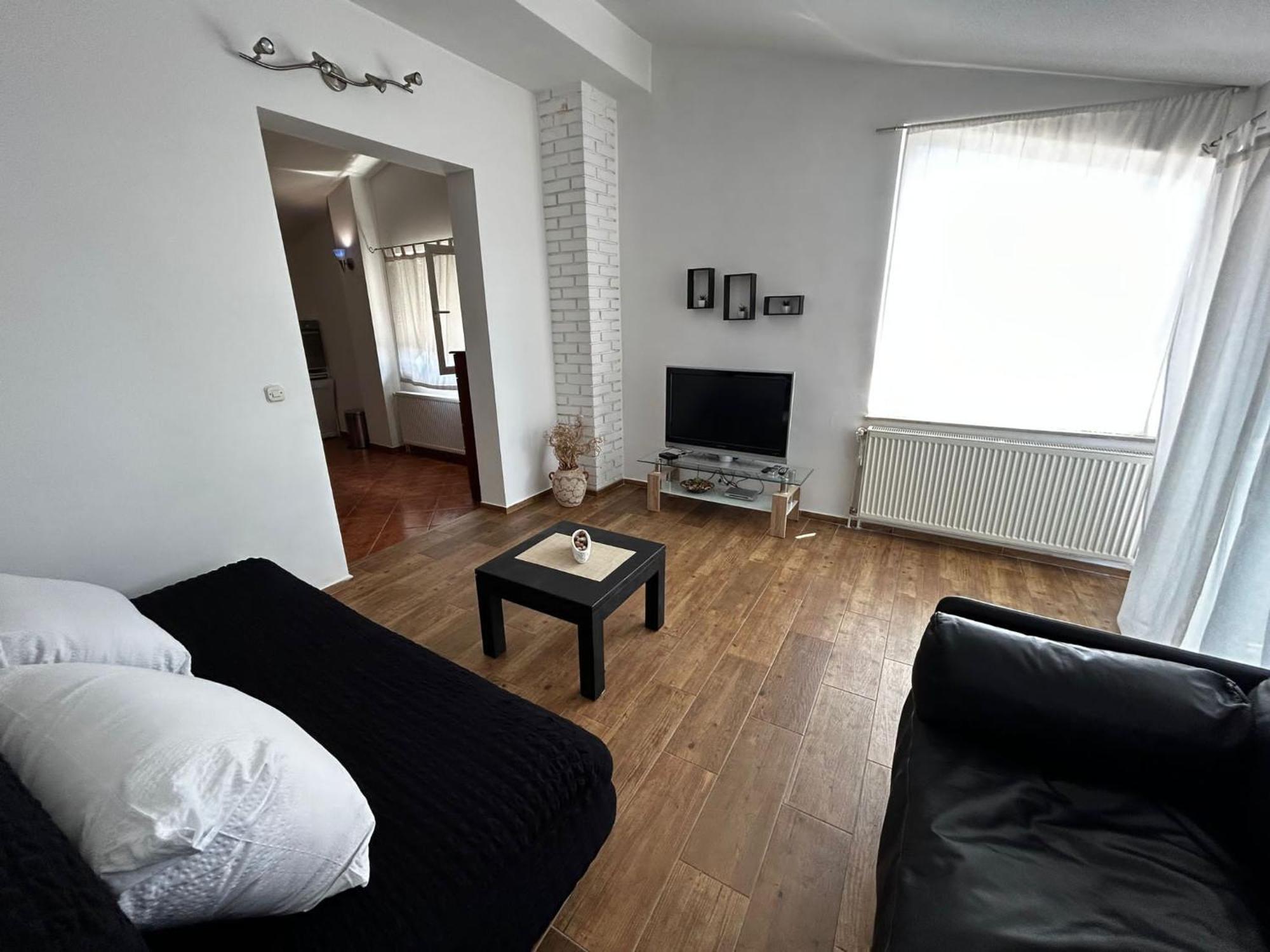 Apartments Petrovic Pirovac Dış mekan fotoğraf