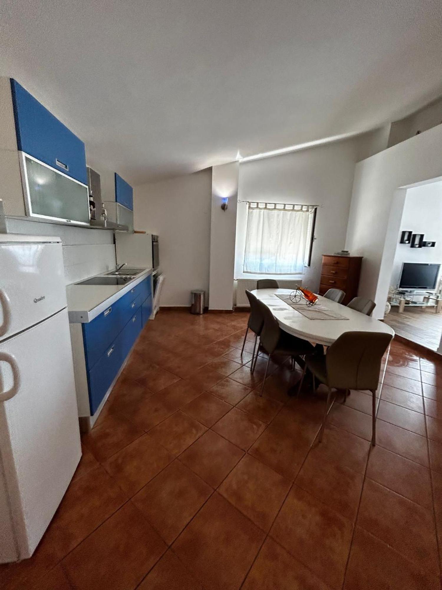 Apartments Petrovic Pirovac Dış mekan fotoğraf