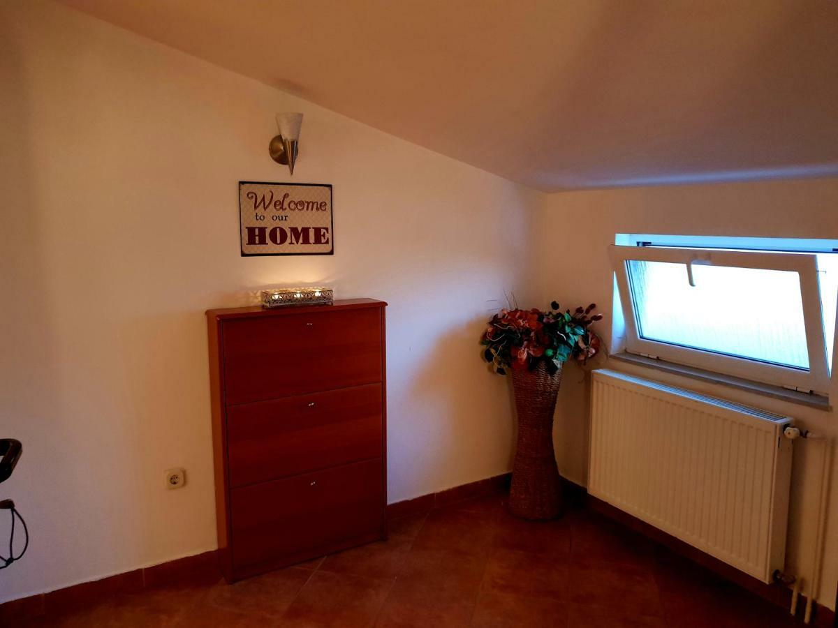 Apartments Petrovic Pirovac Dış mekan fotoğraf